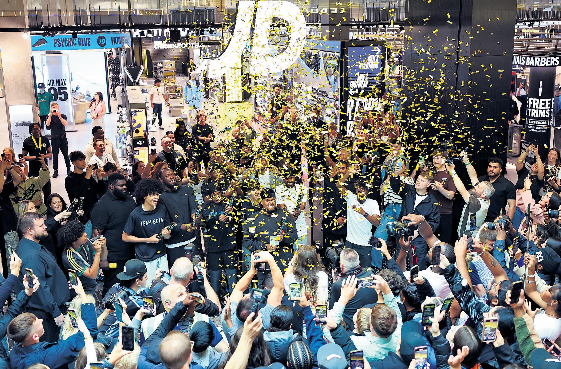 JD Sports share price up 5% despite slump in UK sales