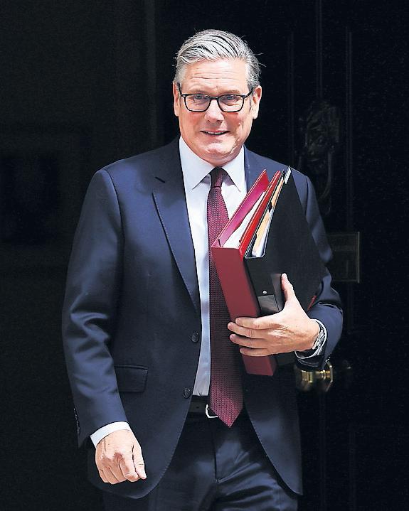 PM tries to regain policy control from Treasury in No 10 shake-up