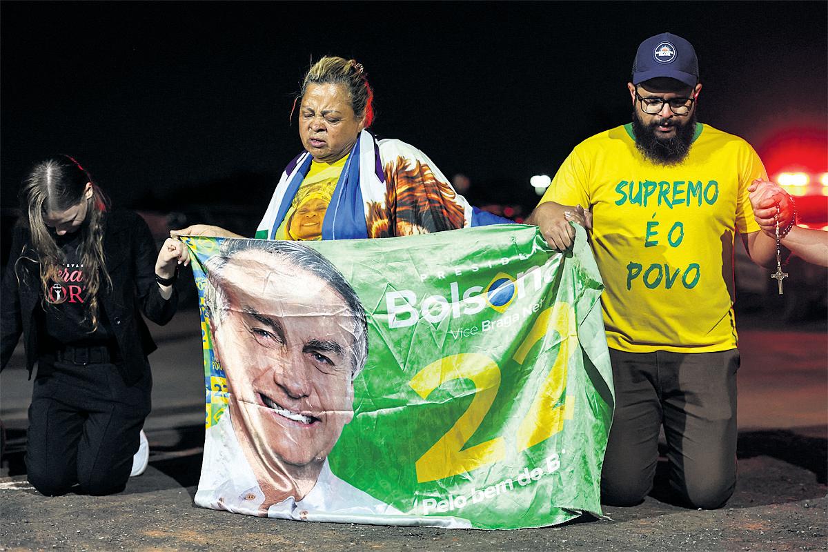 Bolsonaro and allies go on trial over alleged attempt to topple Brazilian democracy