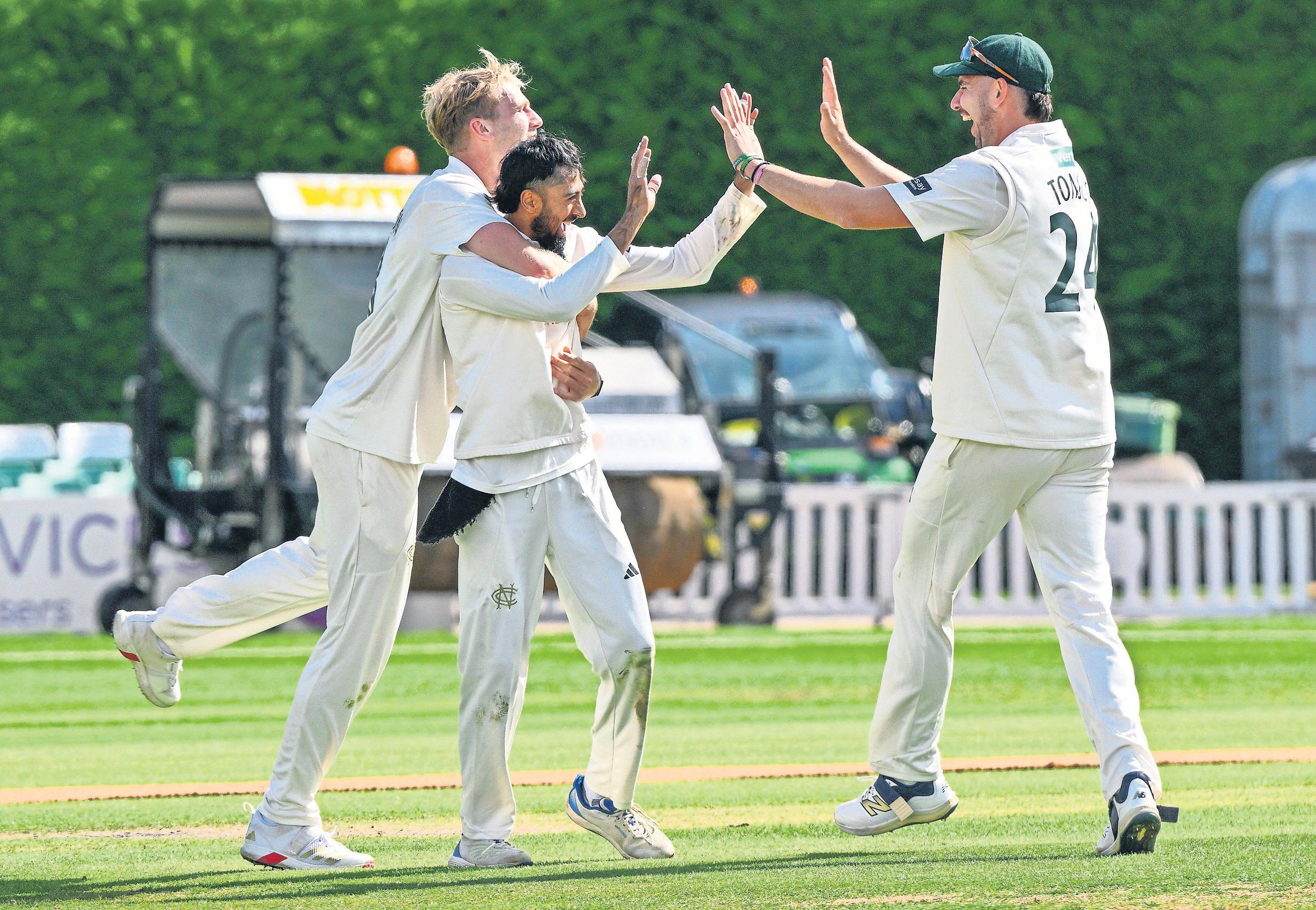 Tongue and James put Notts in sight of victory amid showers