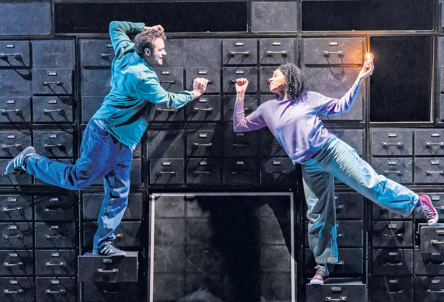 Theatre review A modern love affair's highs and lows hit home in this pacy play