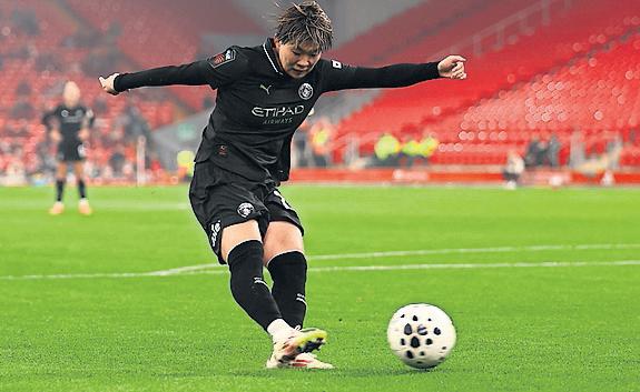 Blunt Liverpool still without a point after Fujino's late winner for City