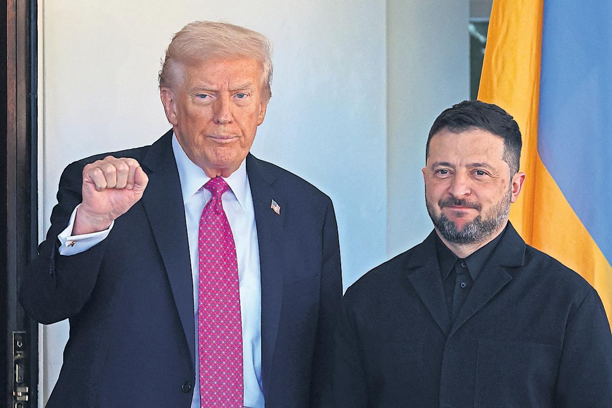 Trump's surprise call with Putin dims Kyiv hopes for US Tomahawk missiles