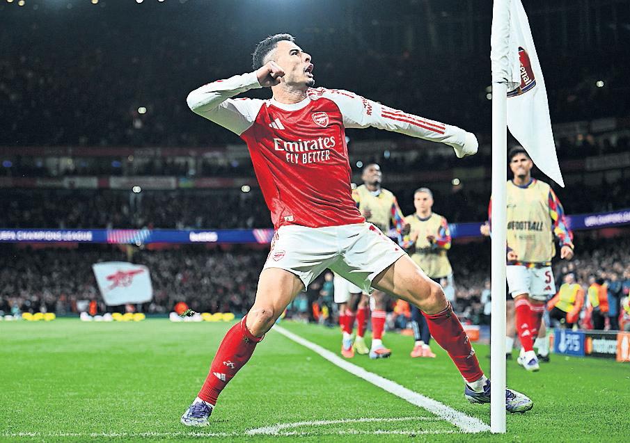 Gyökeres blows away doubts and adds gloss to perfect Arsenal