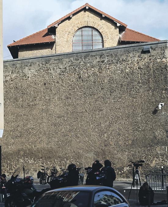 Inside La Santé prison