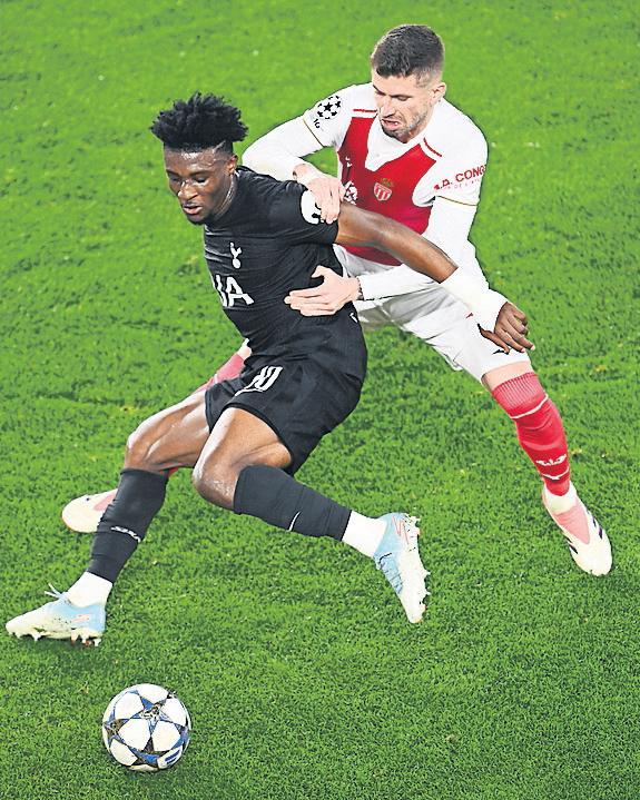 Vicario stands strong to ensure Spurs gain point despite absentees