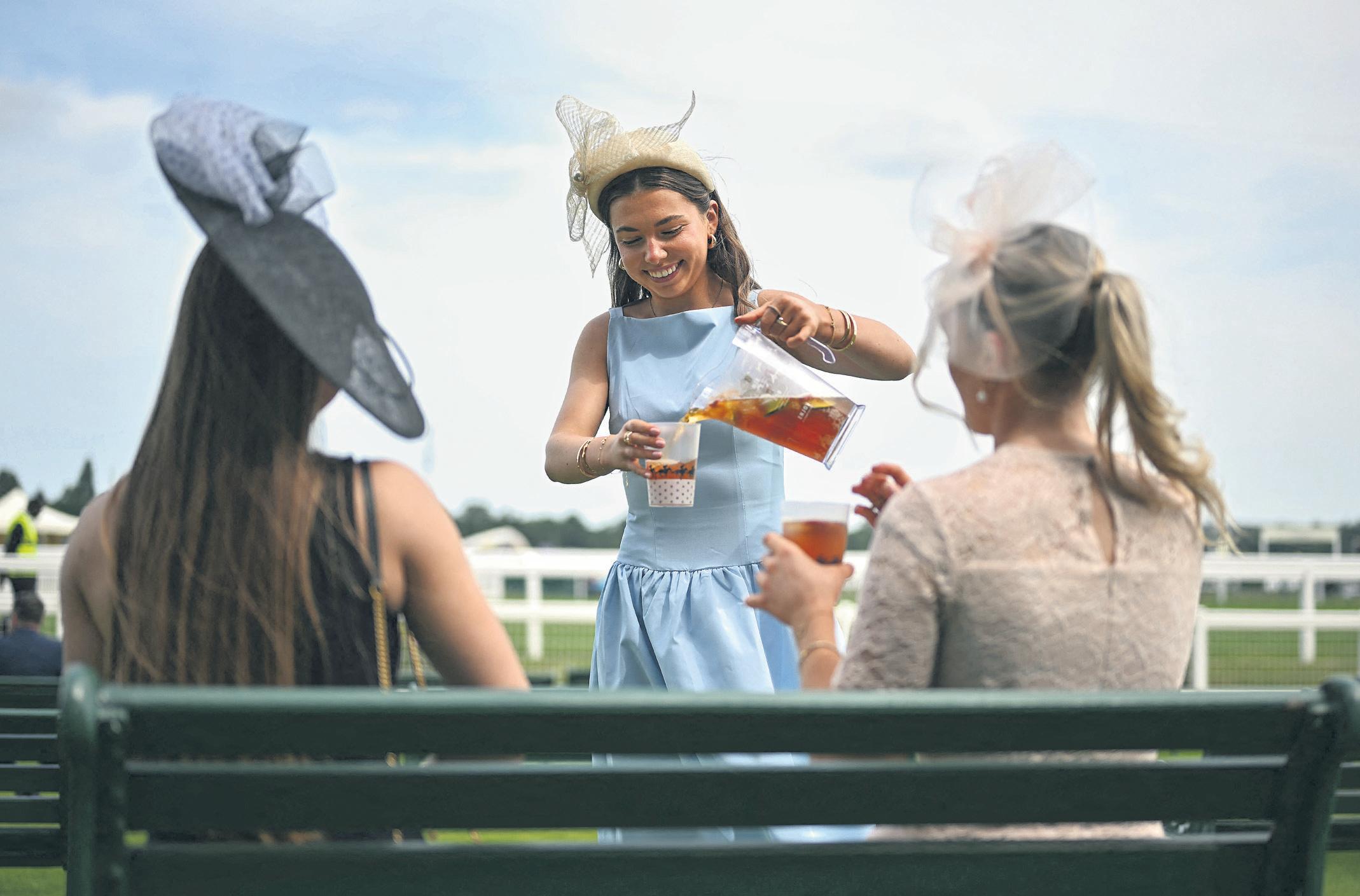 Shoppers delaying purchases in run-up to budget - Sainsbury's