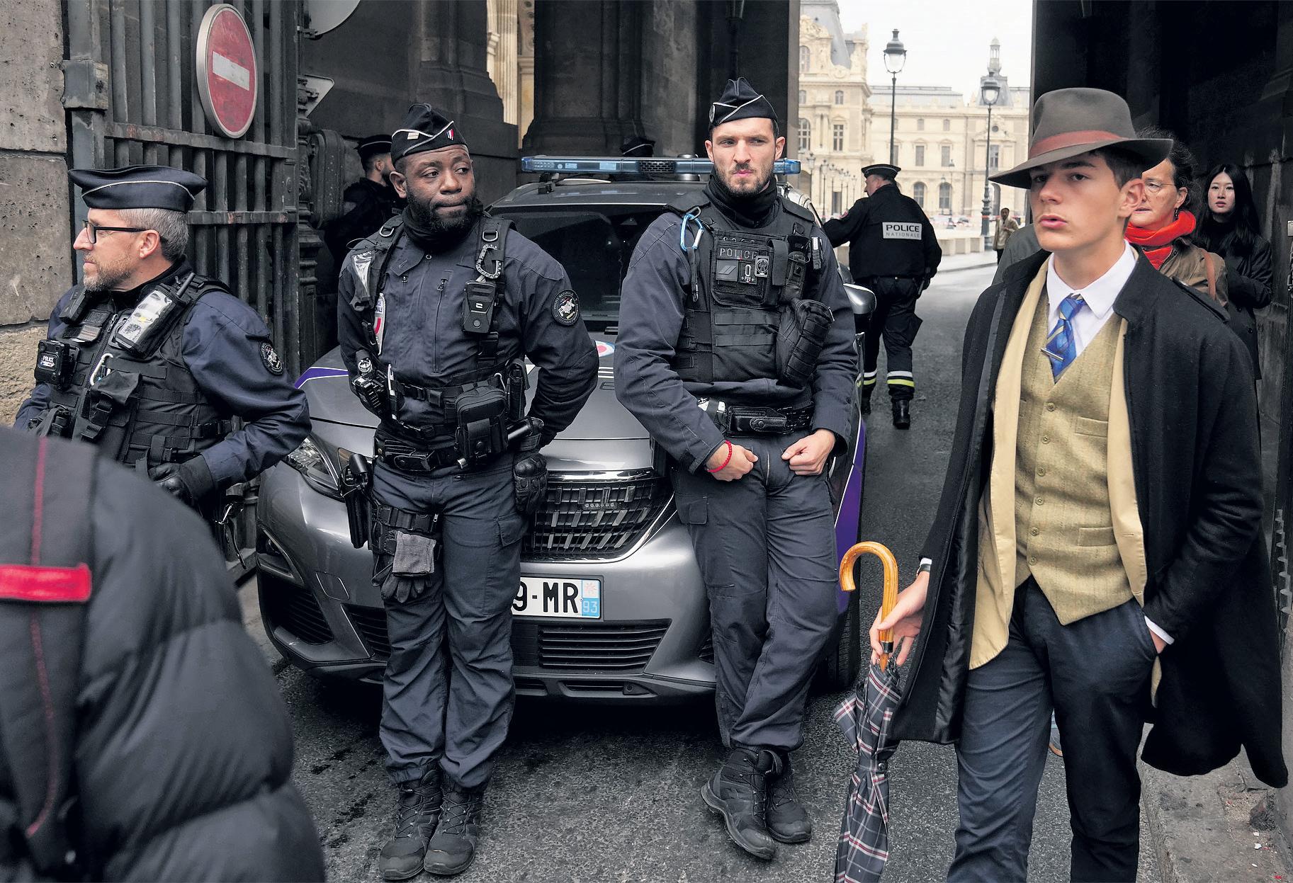 Second person returns to UK after 'one in, one out' removal