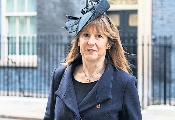 NHS Reeves rejects Streeting's plea for £1bn for redundancies