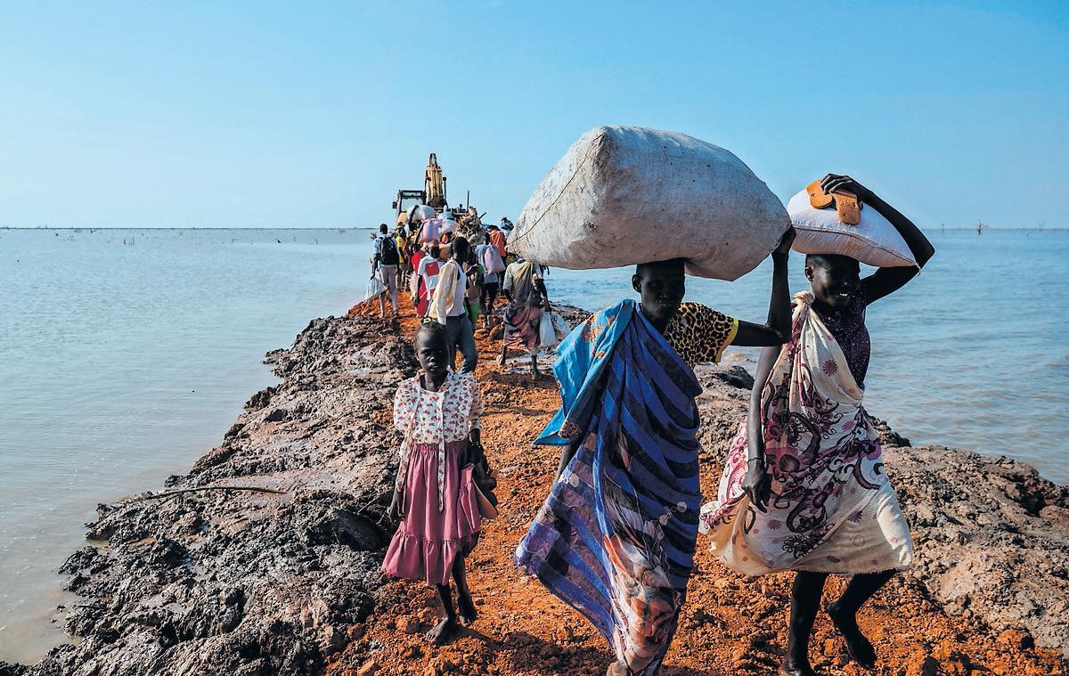 World 'still on track for catastrophic heating'