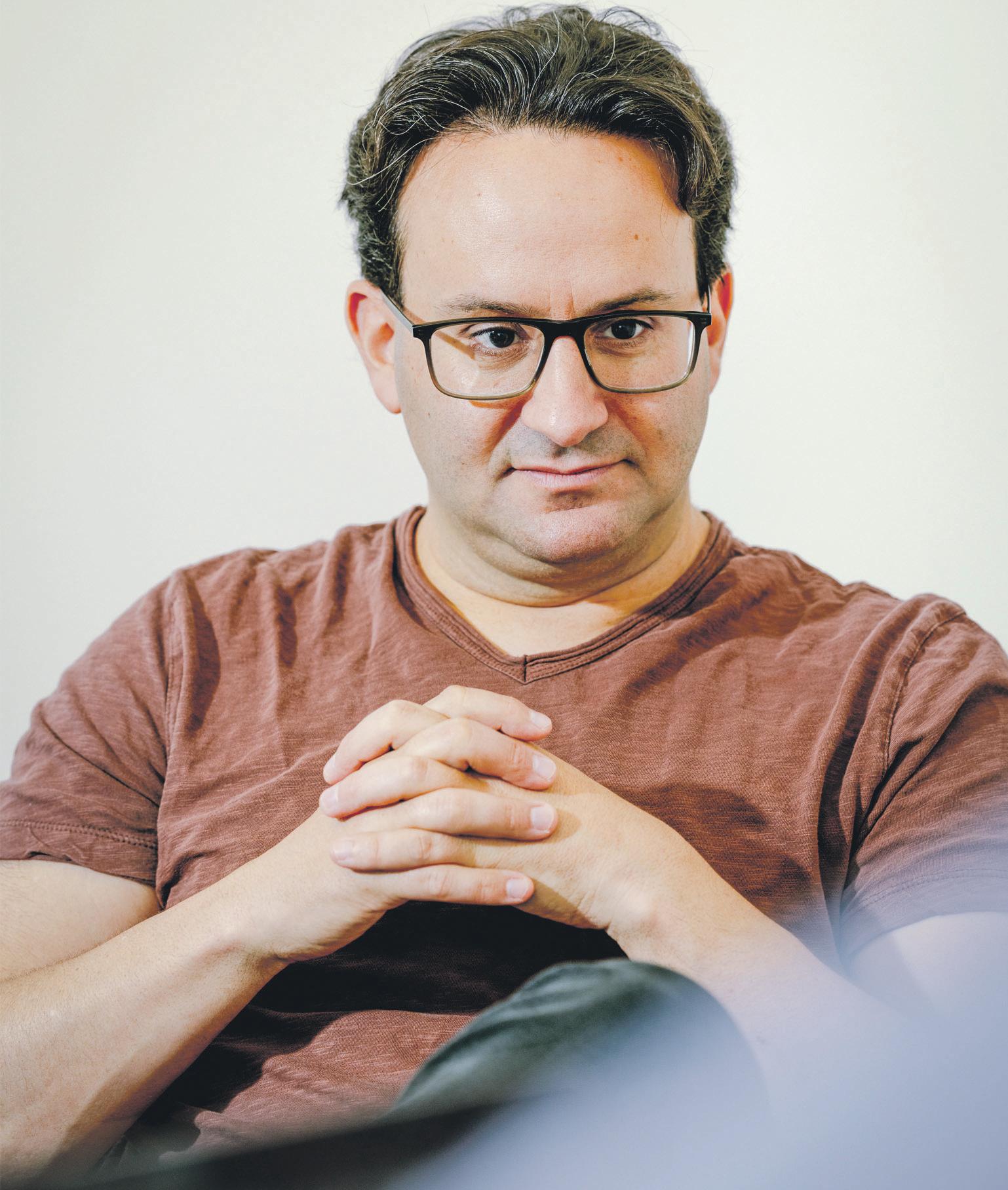 'Ultimate risk': AI pioneer warns of danger of humans losing control