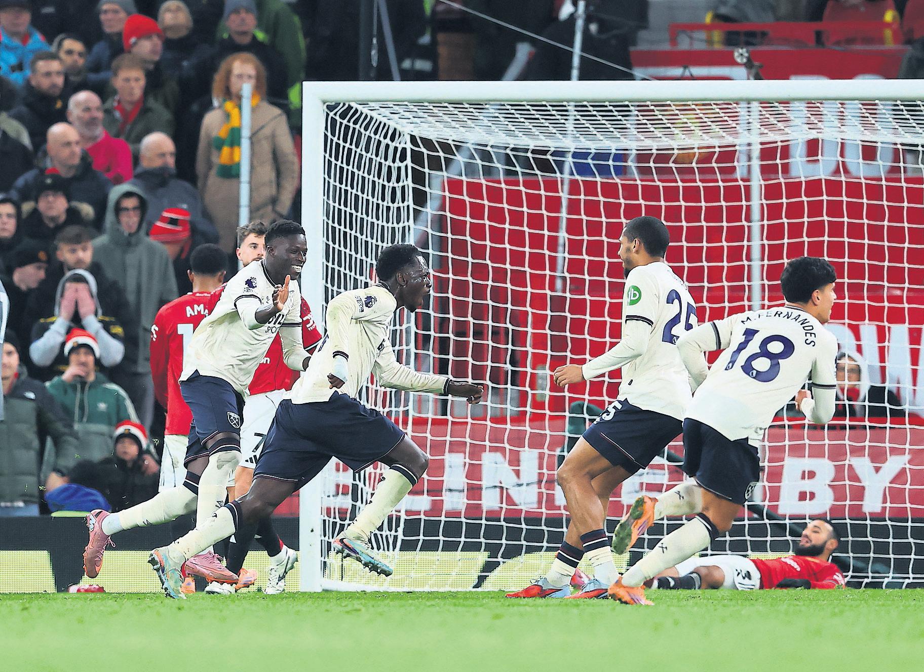 Magassa's Hammer blow denies United