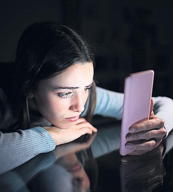 'It's a friend' Warnings as teenagers at risk of violence use AI for mental health support