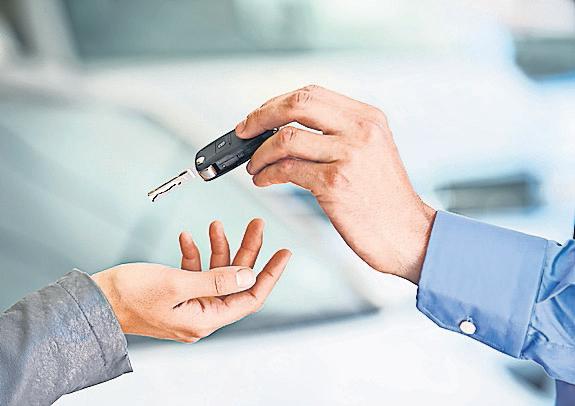 Police warn drivers of risks when handing over keys