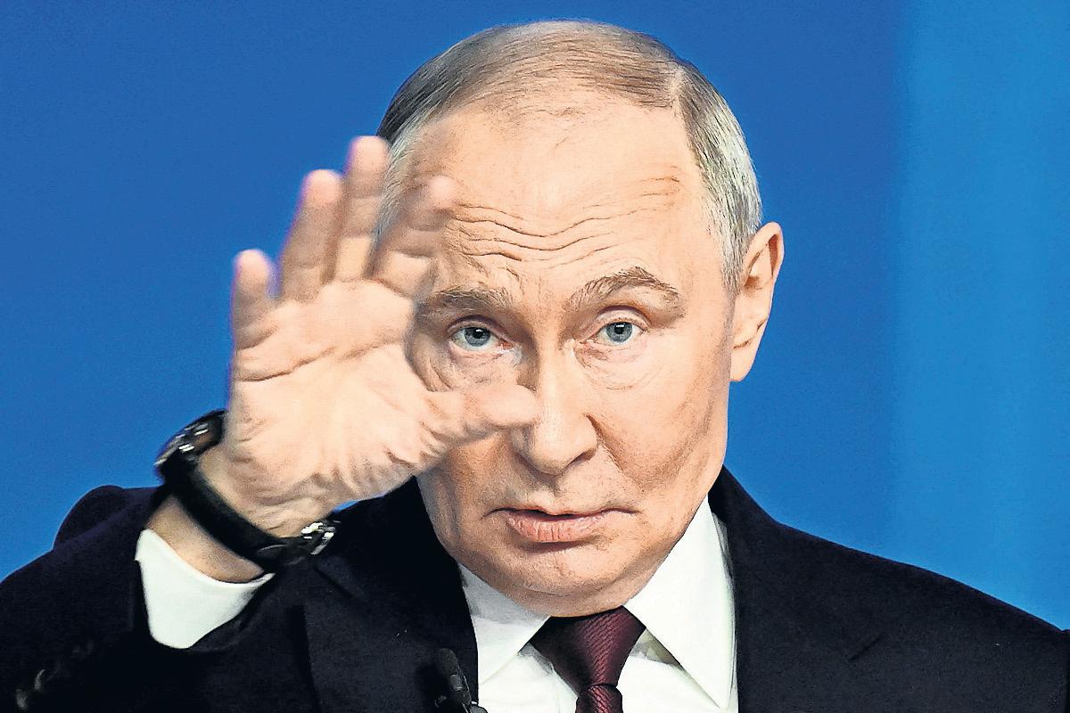 Ukraine claims strike on Russia shadow fleet off coast of Libya