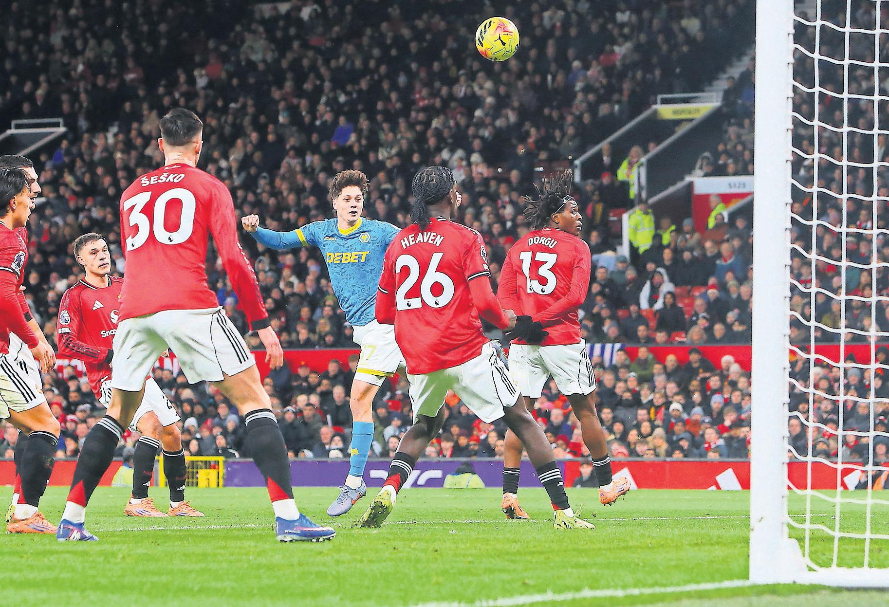 Krejci salvages season's third point for Wolves as United struggle
