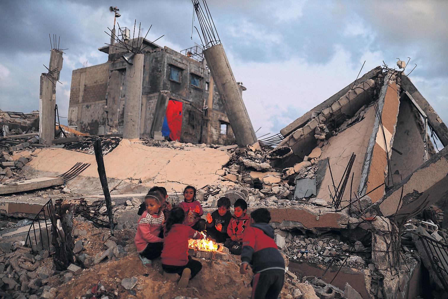 Trump threatens Hamas as second stage of Gaza ceasefire begins