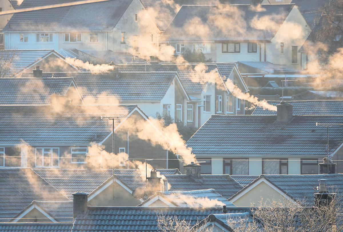 Gas boilers win lifeline in £15bn strategy for warm homes