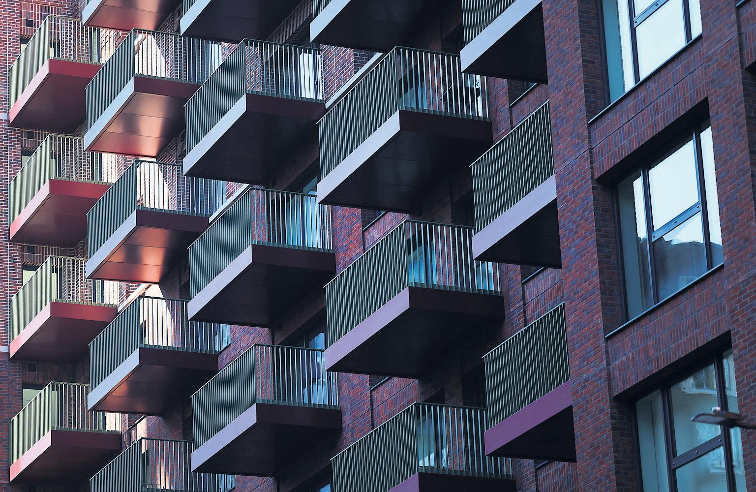 Freeholders may ‘resort to lawfare’ to stop ground rent cap, says Rayner