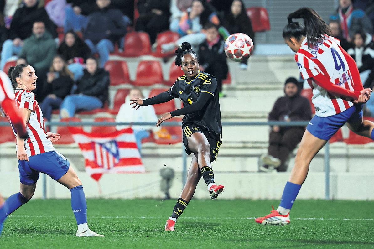 Terland sets tone to put ruthless United on course for last eight