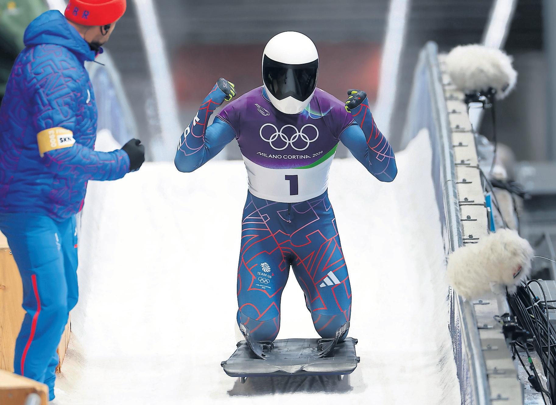 Weston sets pace as racers unite behind banned Ukrainian