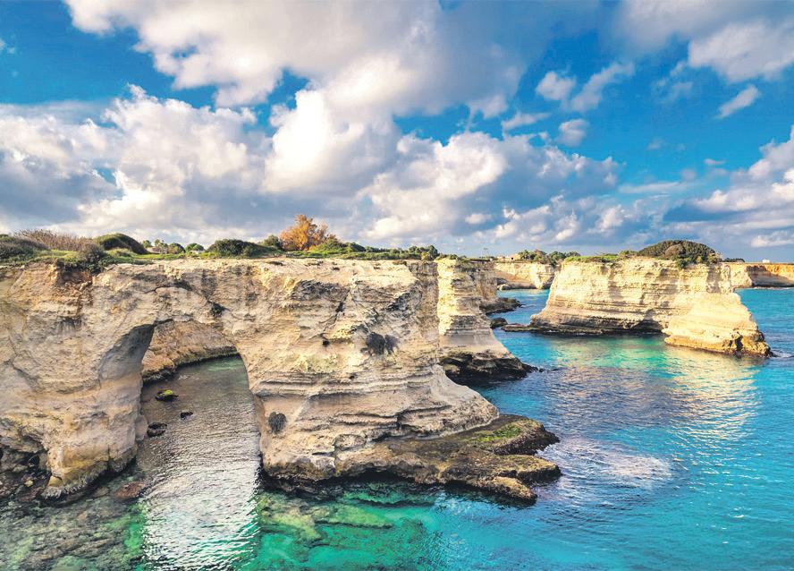 Lovers’ Arch in Italy collapses into sea on Valentine’s Day