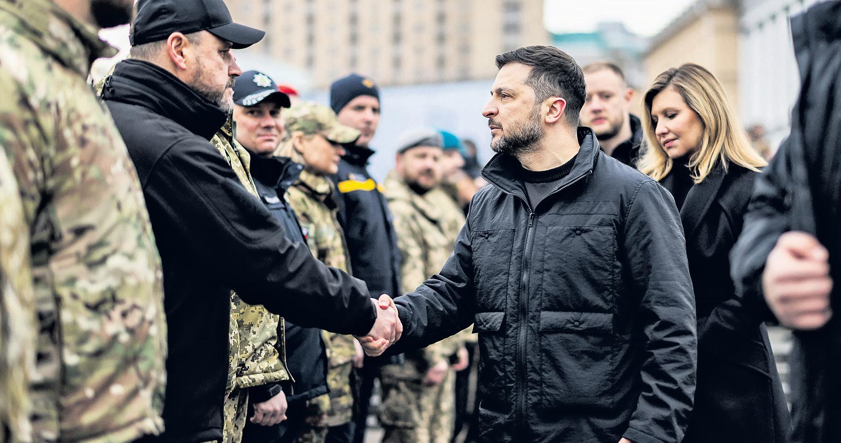 Zelenskyy appeals to Trump to visit Kyiv