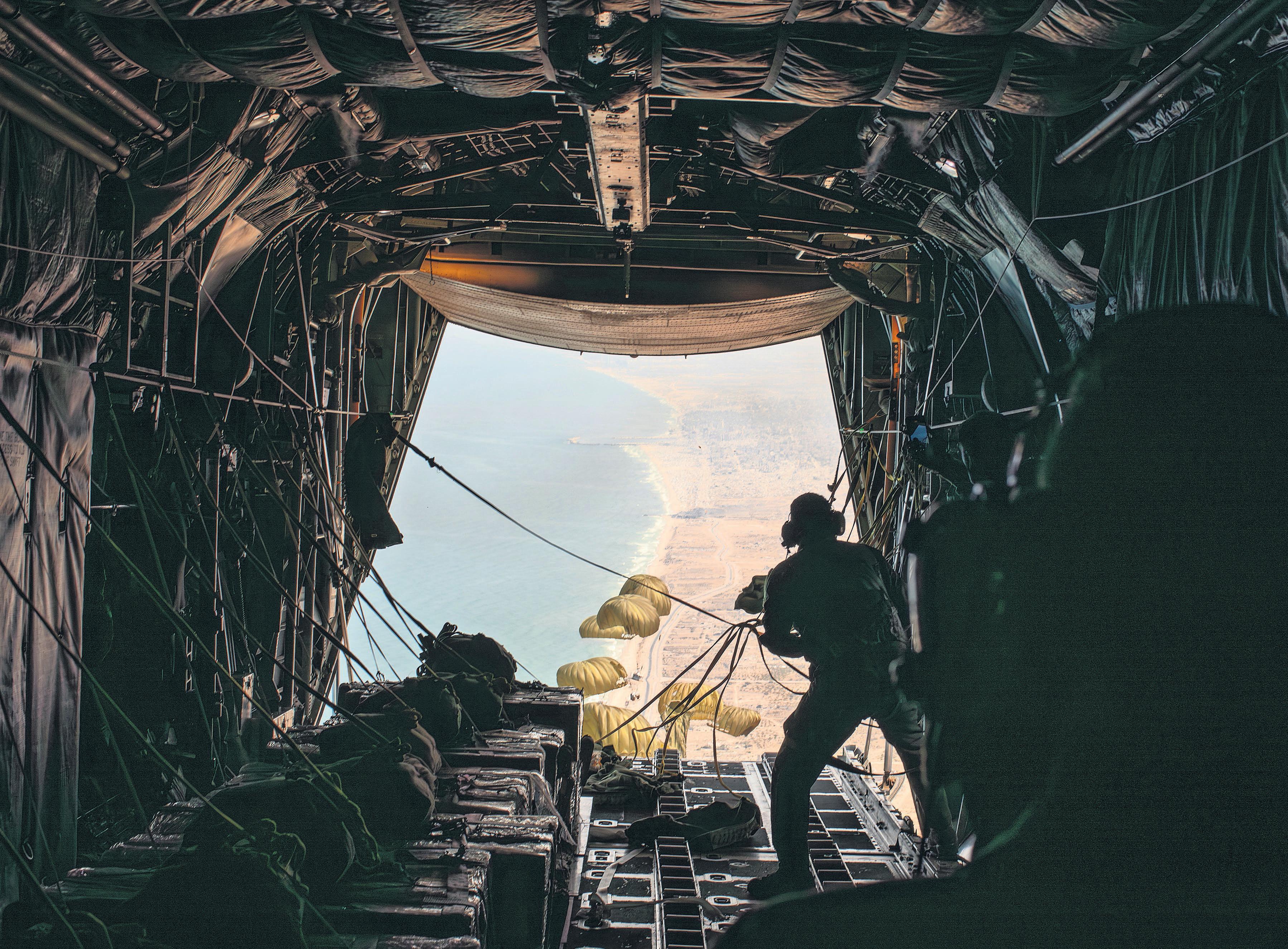 Despair among aid flight crews as airdrops bring only meagre relief for Gaza's starving
