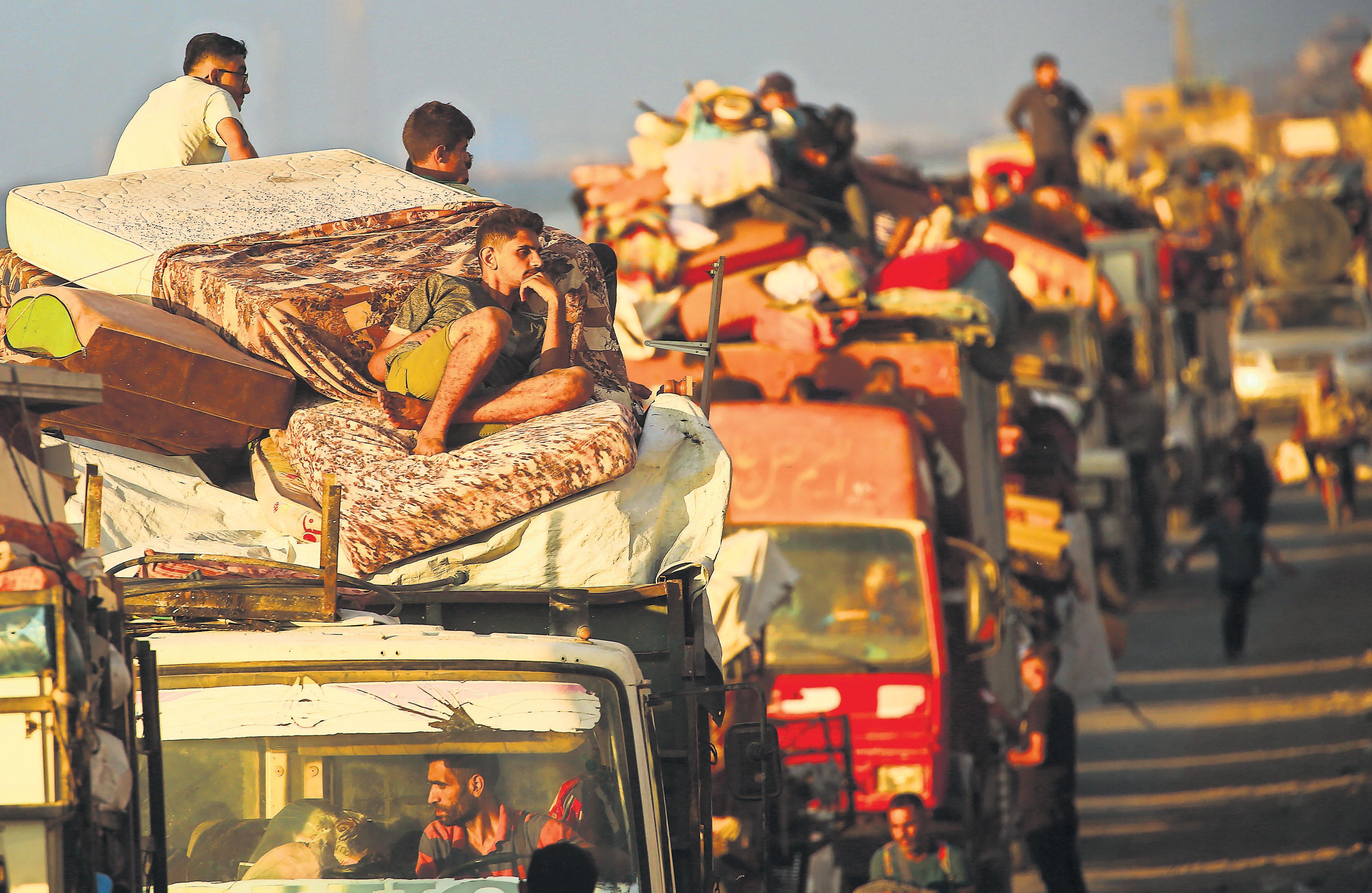 'We were forced to run, losing our will to live': escape from Gaza City