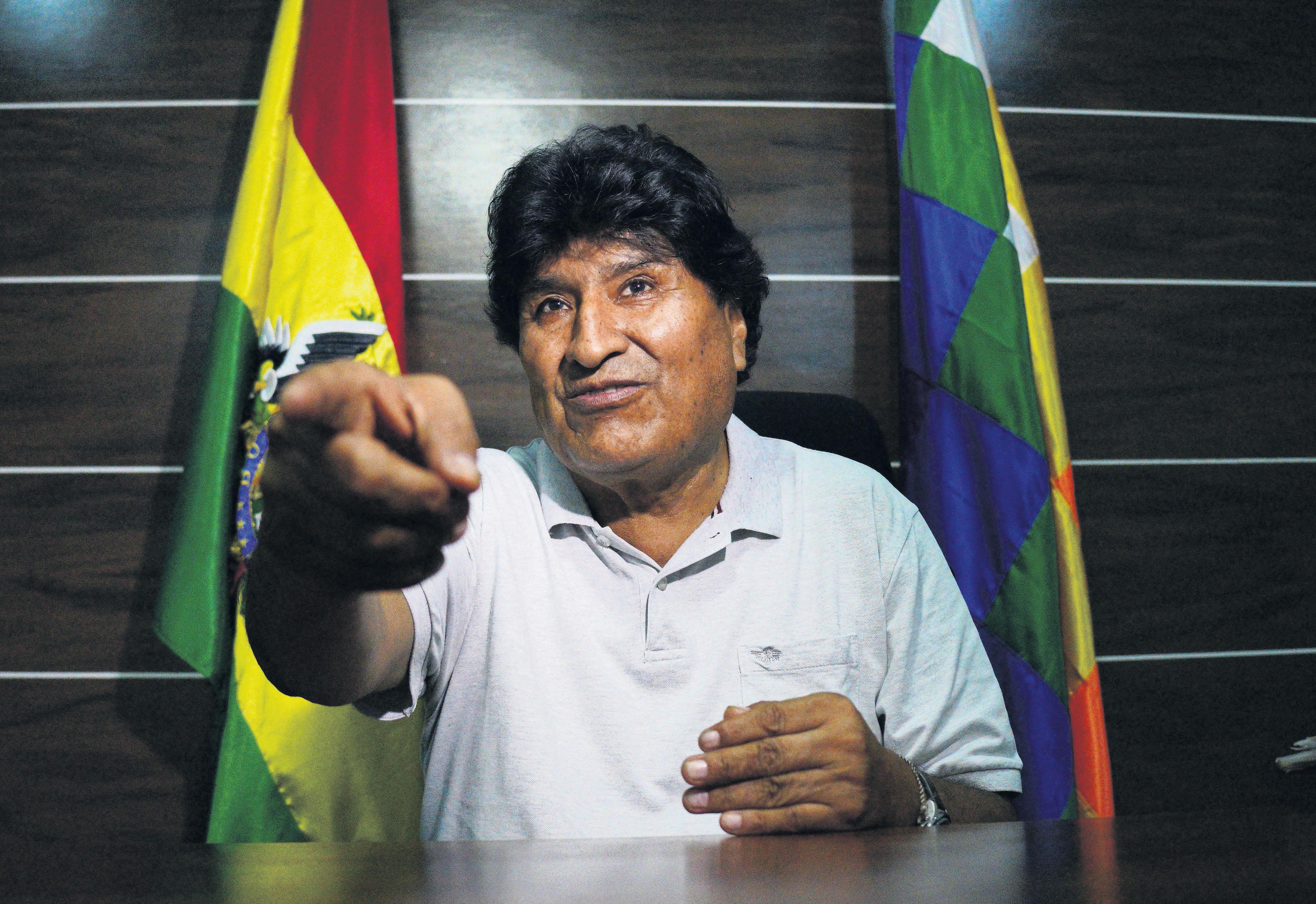 Bolivian voters poised to swing right, back into the White House's favour