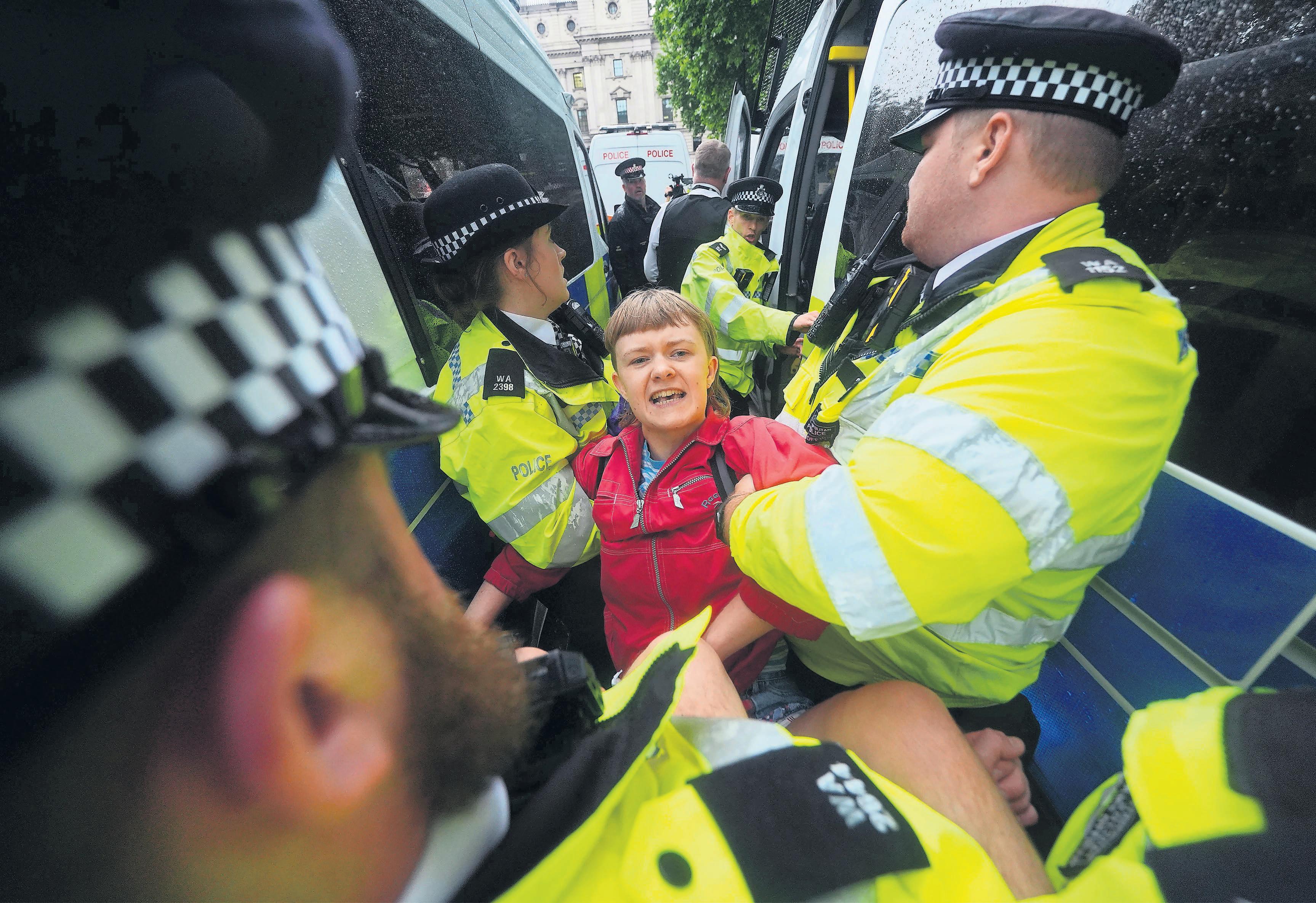 Protesters in prison: 'It's not a crime to want to pass on a better world'