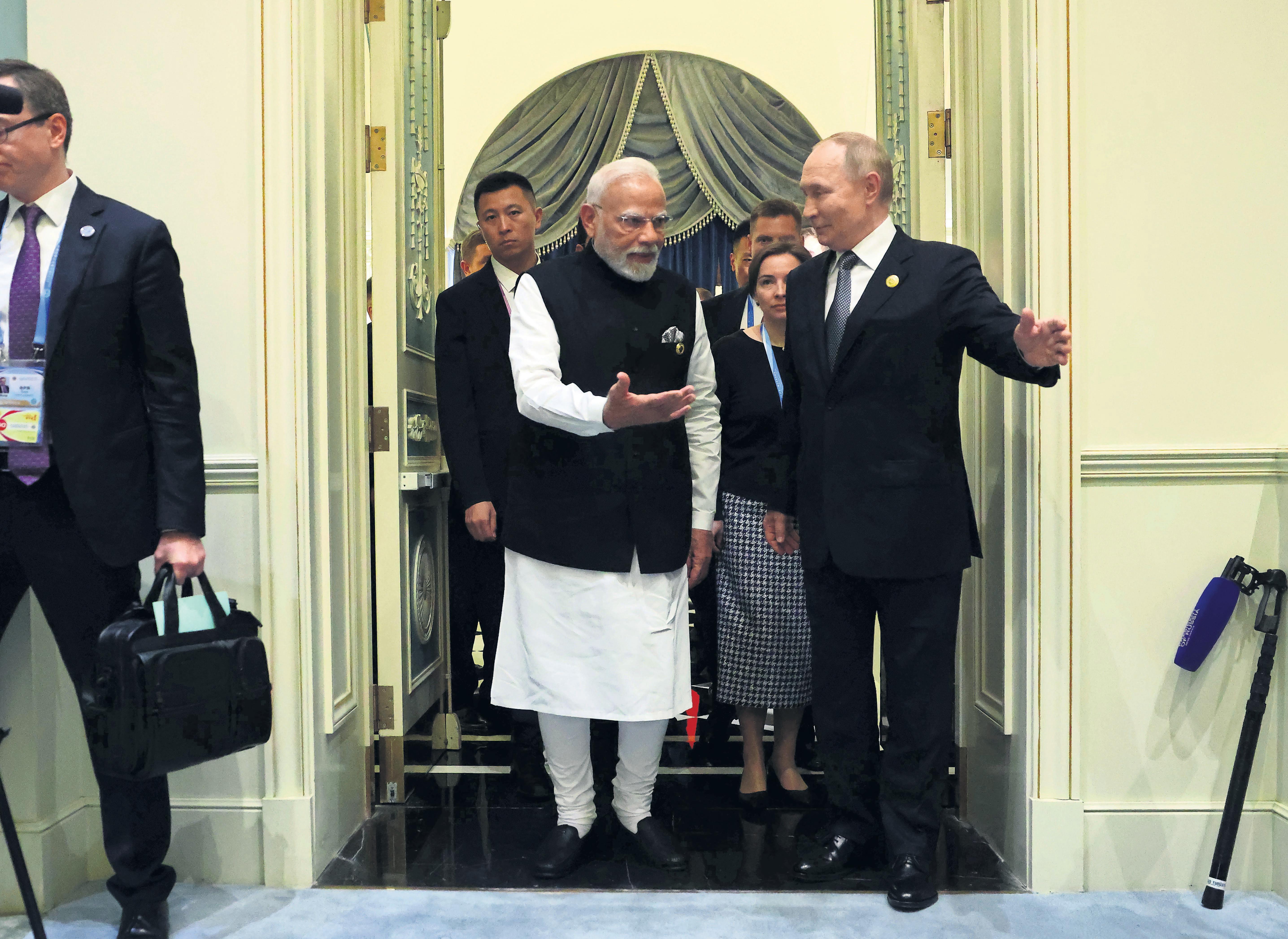 Modi holds Putin close, but he will make up with Trump