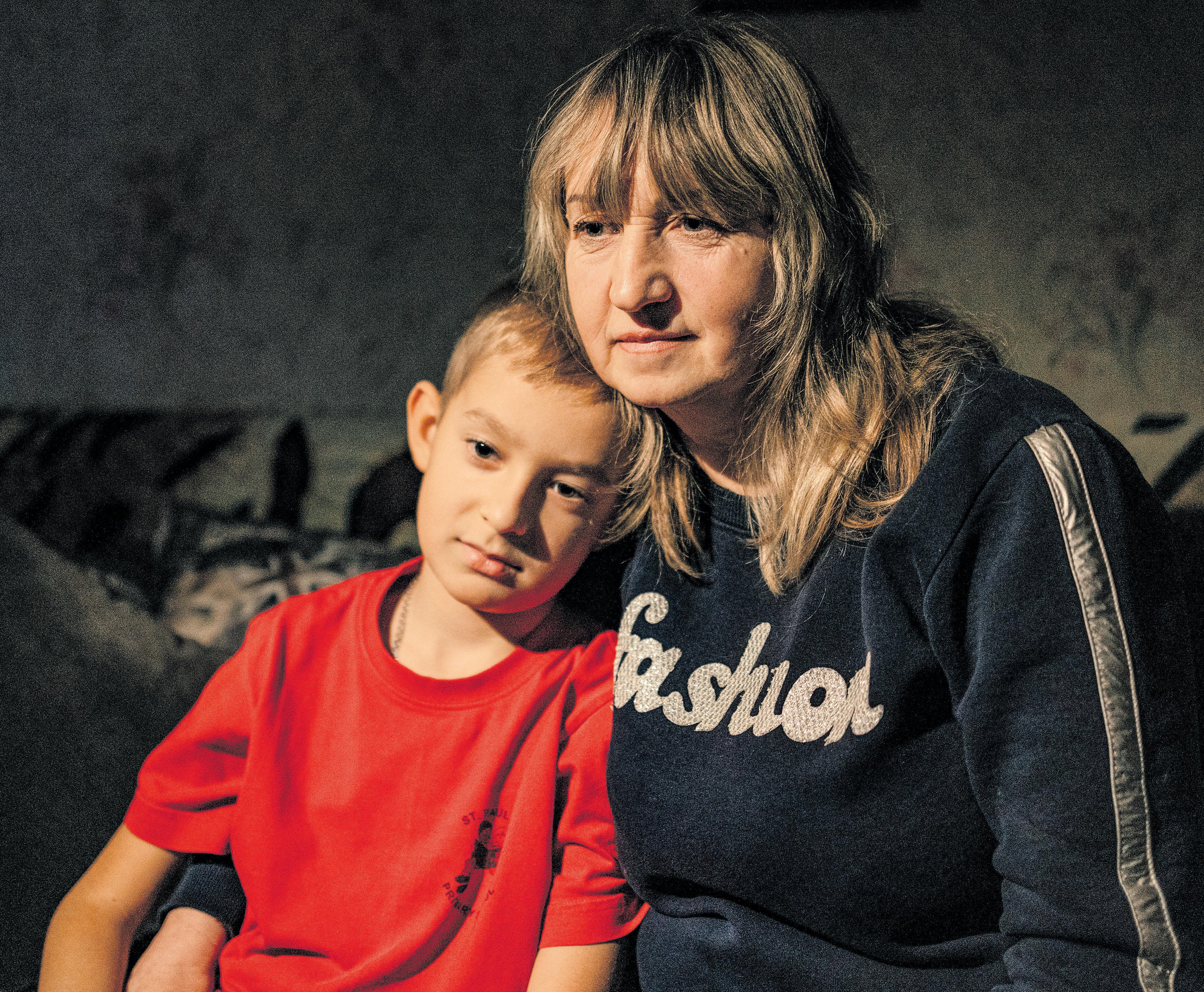 Defiance and denial in besieged Sloviansk as residents resist surrender to Moscow