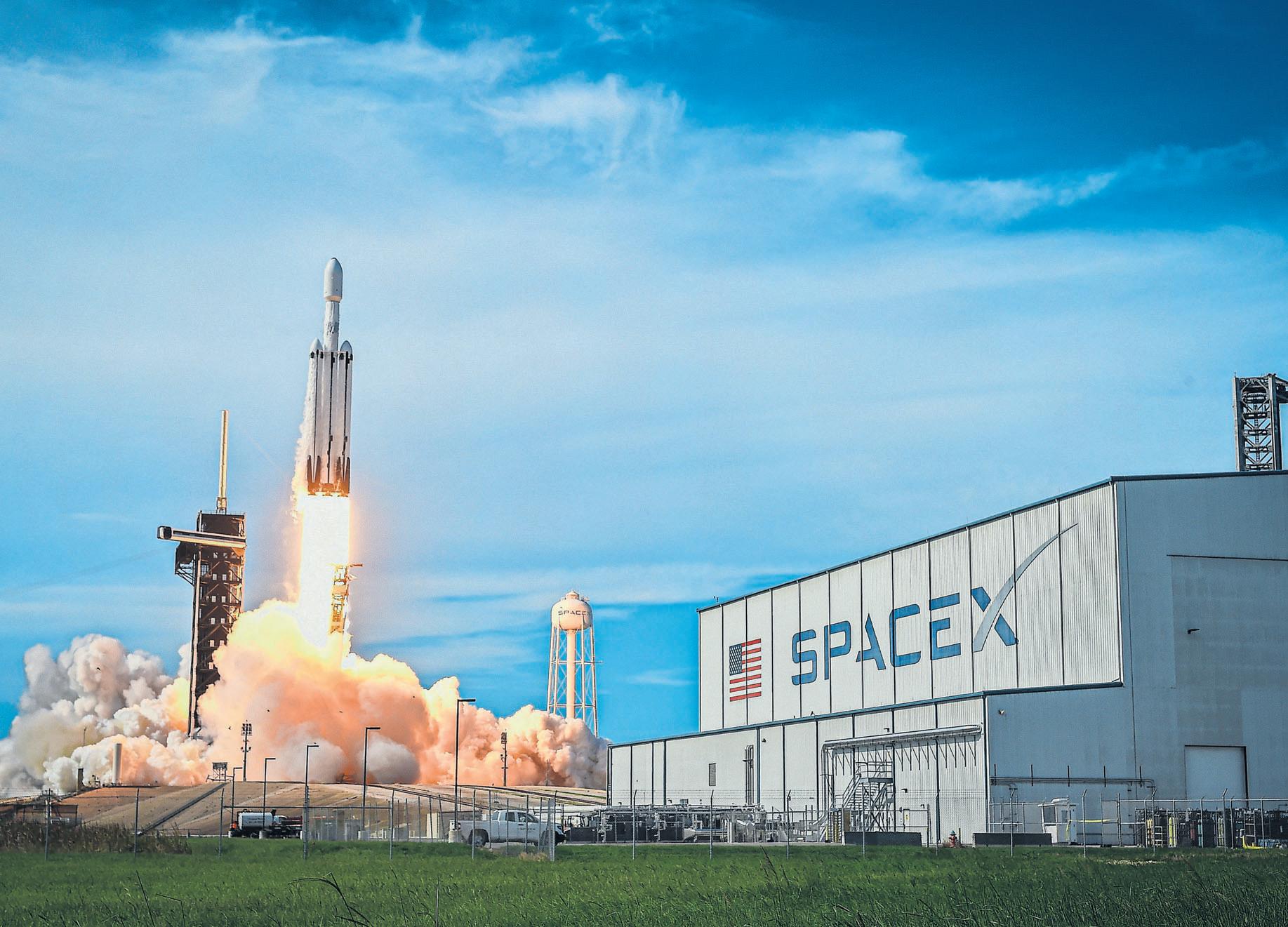 Musk bets on planets aligning for record-breaking IPO of SpaceX