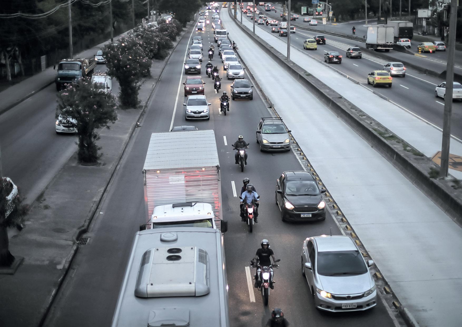 Commuters ride their luck on Rio's 'Avenue of Death'