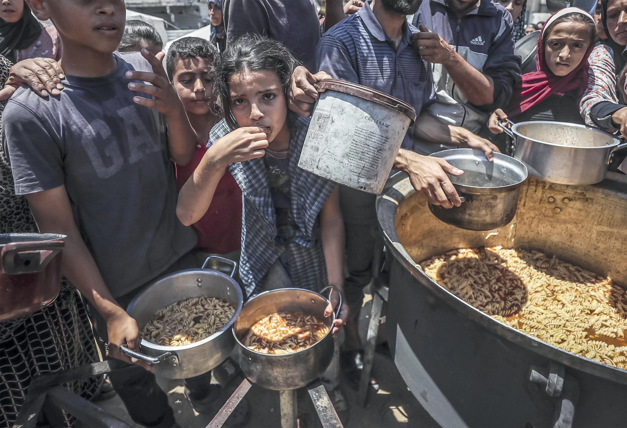 Hunger and despair rife as Gaza slides into lethal chaos