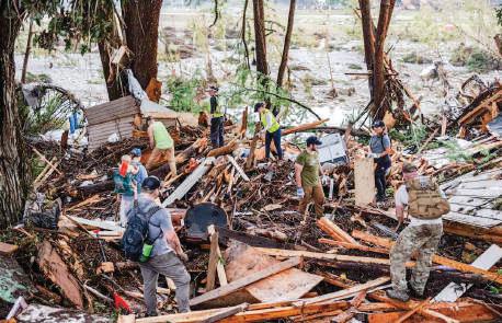 Trump Visits Flood-Hit Texas as Death Toll Tops 120