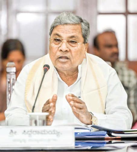 Halfway through government tenure, Siddaramaiah not ready to give up CM chair