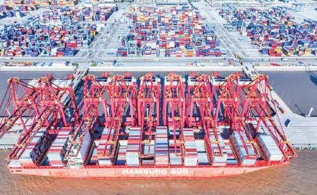 China, US port fees disrupt cargo flows, push up rates