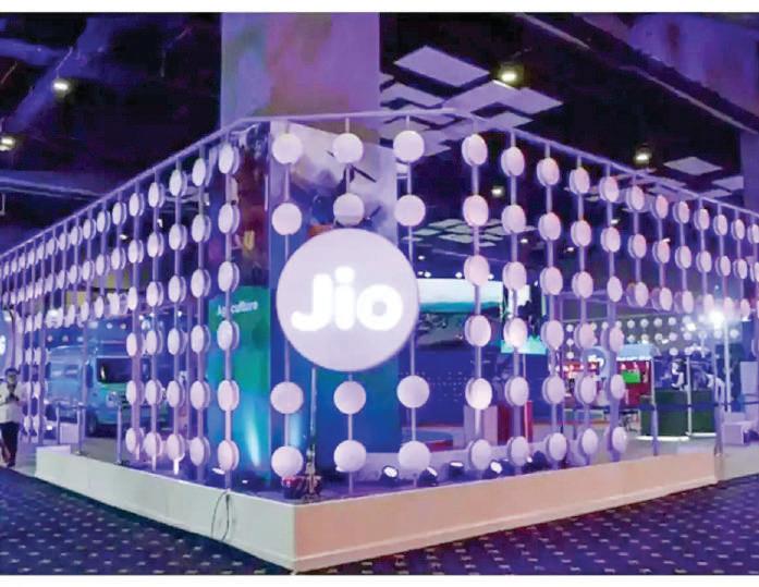 Jio subscriber base crosses 500 million, ARPU rises to Rs 211.4