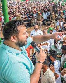 Tejashwi’s solo act pushes Grand Alliance campaign in Bihar