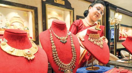 India's gems and jewellery trade slumps in October