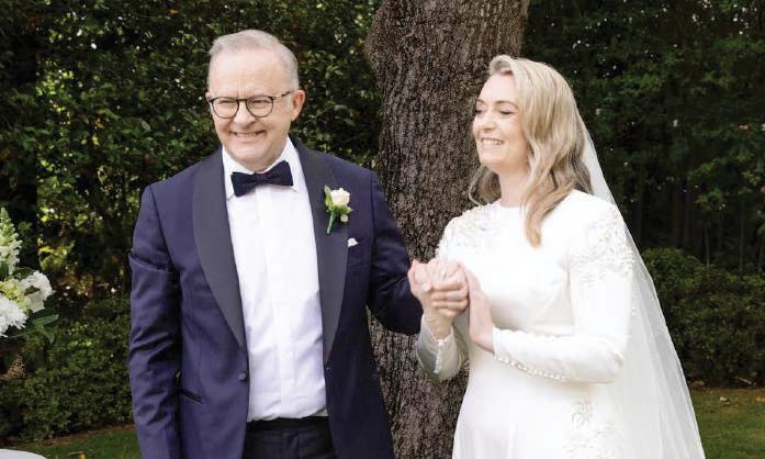 ALBANESE WEDS PARTNER JODIE HAYDON IN INTIMATE CEREMONY AT THE LODGE
