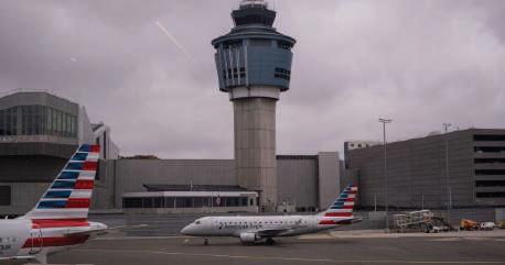 FAA launches investigation into US airlines over flight cuts