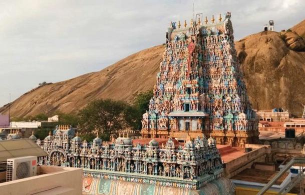 The DMK needs to be censured