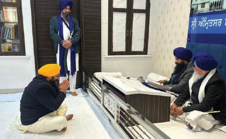 CM Mann appears before Akal Takht Secretariat
