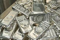 Speculative frenzy catapults silver above $100 per ounce