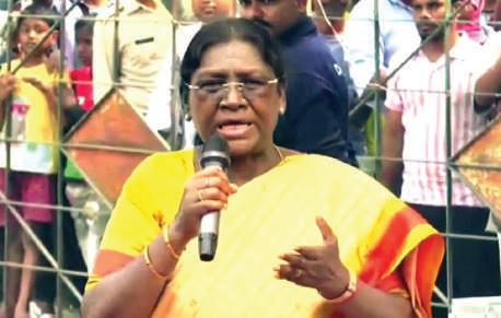 President Murmu questions Bengal’s protocol lapse at tribal conference in Darjeeling