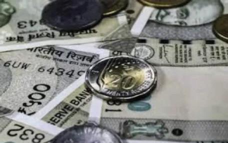 GOVT CONTINUES FISCAL RESTRAINT, BOOSTS CAPEX