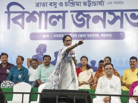 IS MAMATA'S ELECTORAL CAMPAIGN ON BACK FOOT?